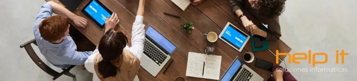Equipo HelpIT - Profesionales en soluciones informáticas